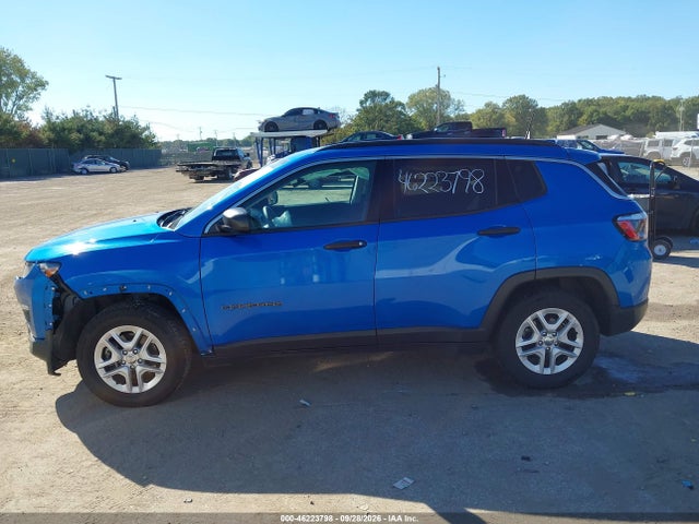 2020 Jeep Compass Sport Fwd მანქანა იყიდება აუქციონზე, vin: 3C4NJCAB3LT256824, აუქციონის ნომერი: 46223798