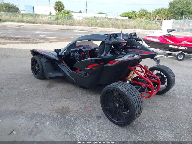 Polaris Slingshot R 2020 57XAARHB2L8137336 Image 3