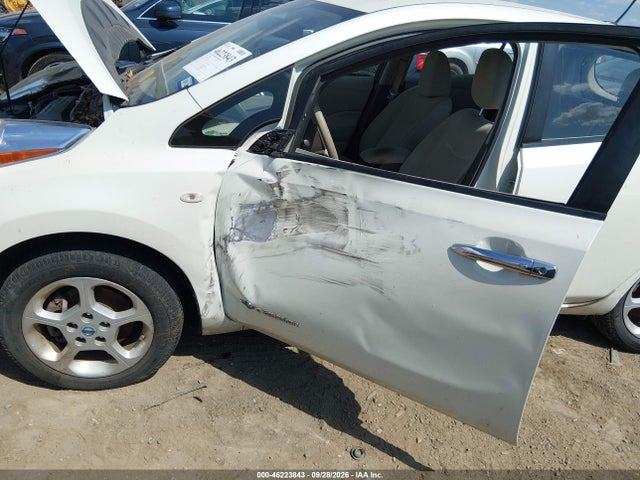 46223843 :رقم المزاد ، JN1AZ0CP1BT006994 vin ، 2011 Nissan Leaf Sl مزاد بيع