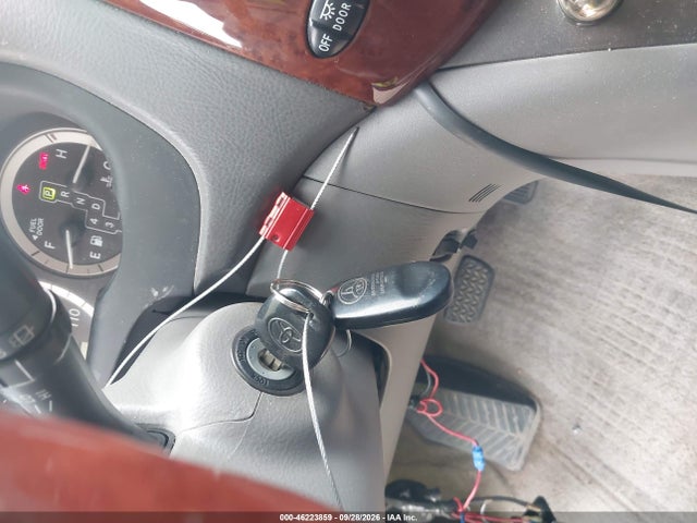 2005 Toyota Sienna Xle Limited მანქანა იყიდება აუქციონზე, vin: 5TDBA22C85S037746, აუქციონის ნომერი: 46223859