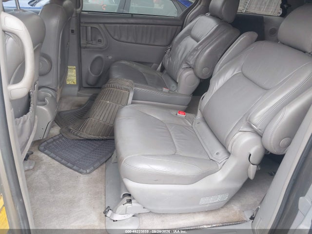 2005 Toyota Sienna Xle Limited მანქანა იყიდება აუქციონზე, vin: 5TDBA22C85S037746, აუქციონის ნომერი: 46223859