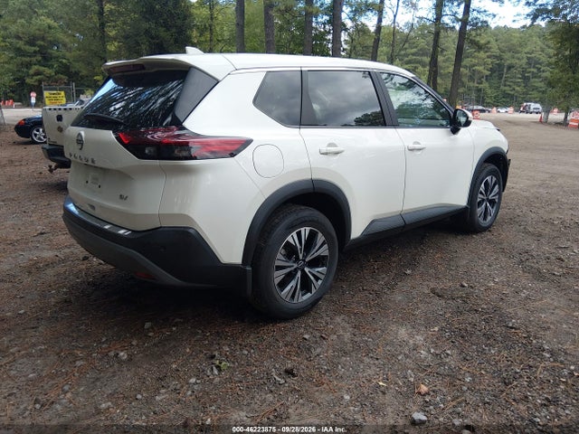 46223875 :رقم المزاد ، 5N1BT3BA6PC687240 vin ، 2023 Nissan Rogue Sv Fwd مزاد بيع