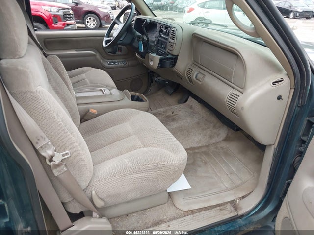 46223933 :رقم المزاد ، 3GNFK16R4XG271379 vin ، 1999 Chevrolet Suburban 1500 Lt مزاد بيع