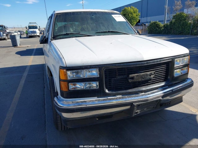 Aukcja sprzedaży 1999 Gmc Suburban 1500 Slt Cmi, vin: 3GKFK16R5XG546559, numer aukcji: 46224055