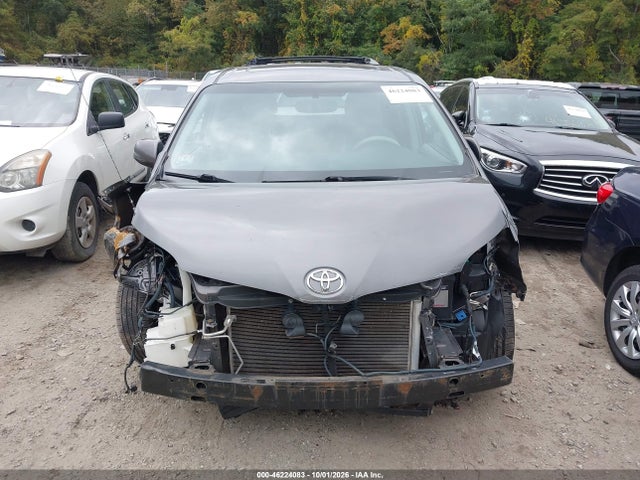 Aukcja sprzedaży 2014 Toyota Sienna Xle V6 8 Passenger, vin: 5TDYK3DC6ES500249, numer aukcji: 46224083