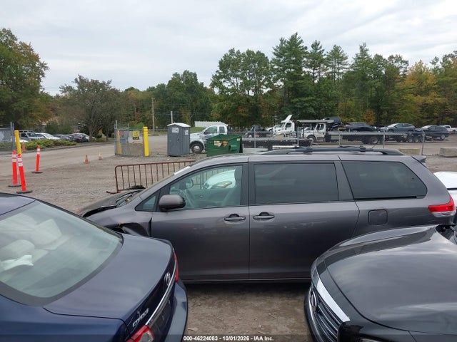Aukcja sprzedaży 2014 Toyota Sienna Xle V6 8 Passenger, vin: 5TDYK3DC6ES500249, numer aukcji: 46224083