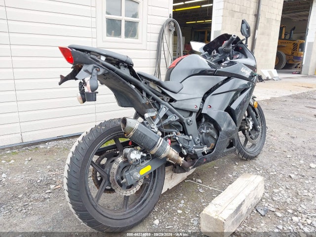 46224089 :رقم المزاد ، JKAEXMJ148DA11326 vin ، 2008 Kawasaki Ex250 J مزاد بيع