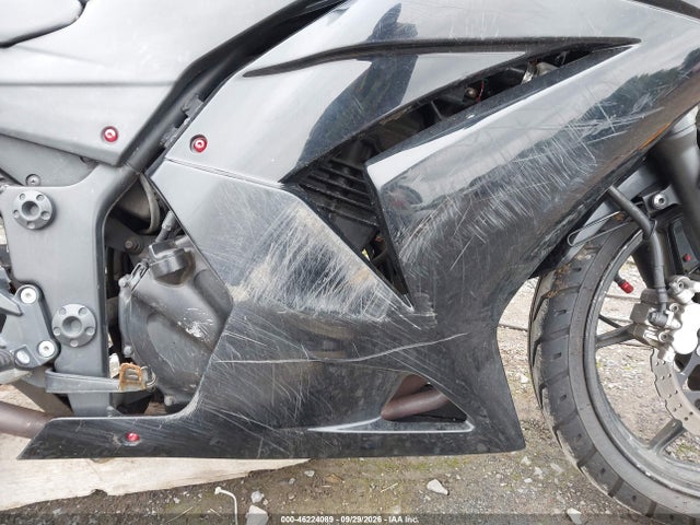 46224089 :رقم المزاد ، JKAEXMJ148DA11326 vin ، 2008 Kawasaki Ex250 J مزاد بيع