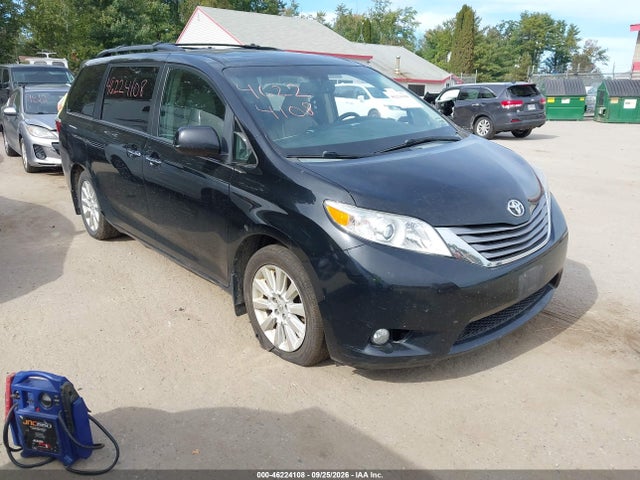 Продажа на аукционе авто 2015 Toyota Sienna Xle 7 Passenger, vin: 5TDDK3DC7FS104024, номер лота: 46224108