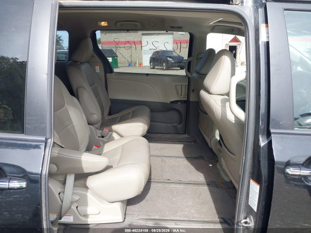 Aukcja sprzedaży 2015 Toyota Sienna Xle 7 Passenger, vin: 5TDDK3DC7FS104024, numer aukcji: 46224108
