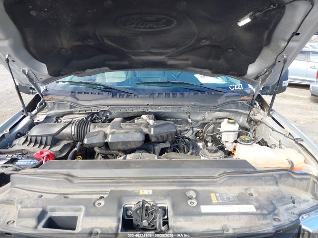 46224109 :رقم المزاد ، 1FD7X2B63HEE09921 vin ، 2017 Ford F-250 Xl مزاد بيع