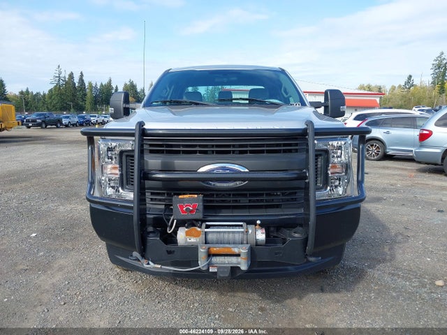 46224109 :رقم المزاد ، 1FD7X2B63HEE09921 vin ، 2017 Ford F-250 Xl مزاد بيع