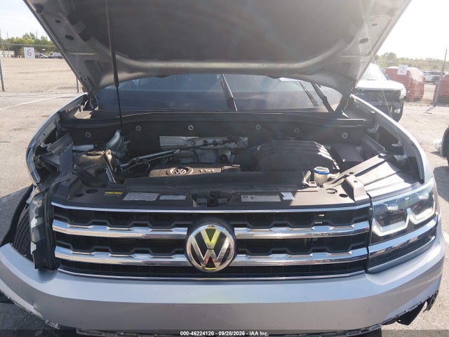 2018 Volkswagen Atlas 2.0t Sel მანქანა იყიდება აუქციონზე, vin: 1V2EP2CA0JC600940, აუქციონის ნომერი: 46224120