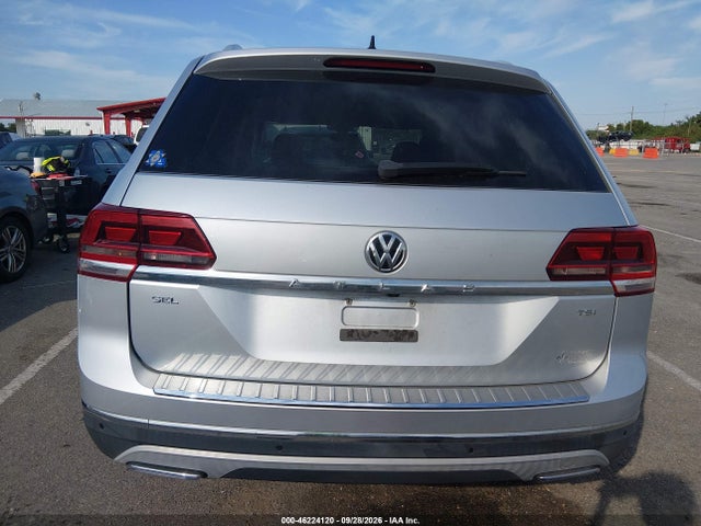2018 Volkswagen Atlas 2.0t Sel მანქანა იყიდება აუქციონზე, vin: 1V2EP2CA0JC600940, აუქციონის ნომერი: 46224120