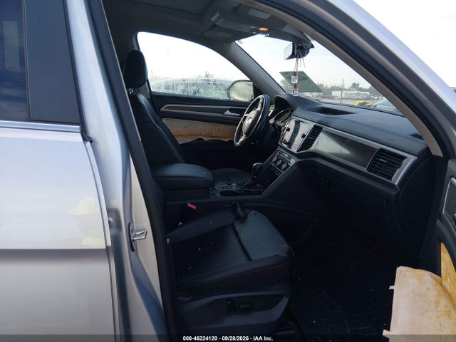 2018 Volkswagen Atlas 2.0t Sel მანქანა იყიდება აუქციონზე, vin: 1V2EP2CA0JC600940, აუქციონის ნომერი: 46224120