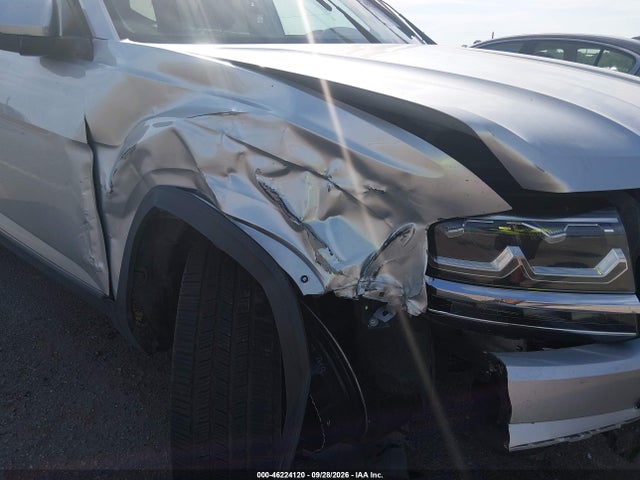 2018 Volkswagen Atlas 2.0t Sel მანქანა იყიდება აუქციონზე, vin: 1V2EP2CA0JC600940, აუქციონის ნომერი: 46224120