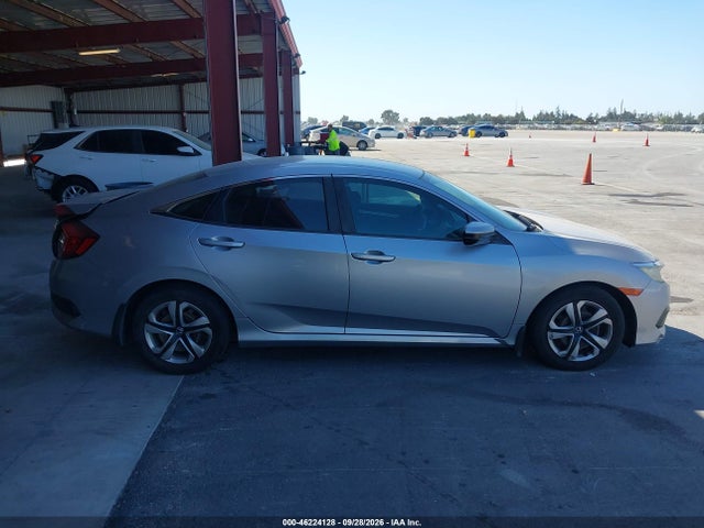 19XFC2F59GE228418 Honda Civic Lx