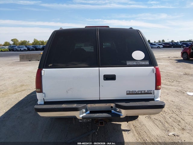 Продажа на аукционе авто 1999 Chevrolet Suburban K2500, vin: 3GNGK26J6XG247122, номер лота: 46224131