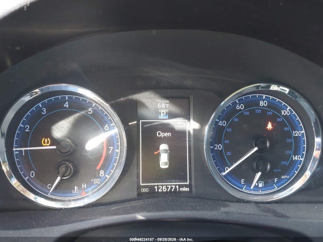 2018 Toyota Corolla Se მანქანა იყიდება აუქციონზე, vin: 5YFBURHE2JP772654, აუქციონის ნომერი: 46224157