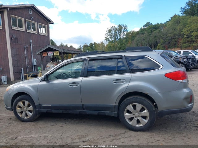 46224192 :رقم المزاد ، 4S4BRDKC4B2383103 vin ، 2011 Subaru Outback 3.6r Limited مزاد بيع