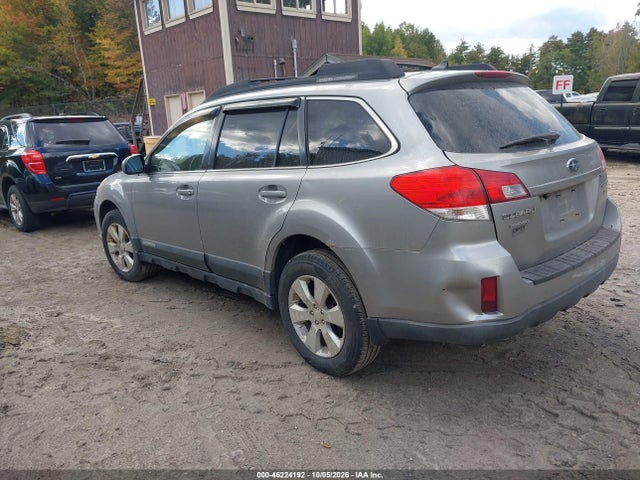 46224192 :رقم المزاد ، 4S4BRDKC4B2383103 vin ، 2011 Subaru Outback 3.6r Limited مزاد بيع