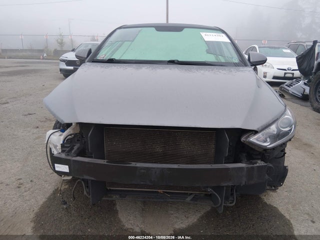 Hyundai Elantra Value Edition 2018 5NPD84LF7JH396269 Image 13