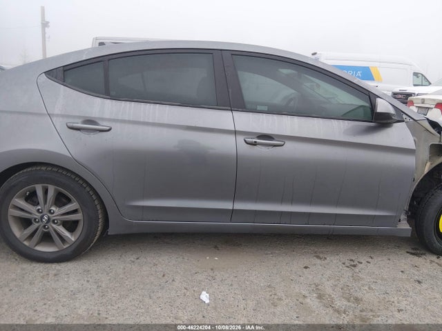 Hyundai Elantra Value Edition 2018 5NPD84LF7JH396269 Image 14