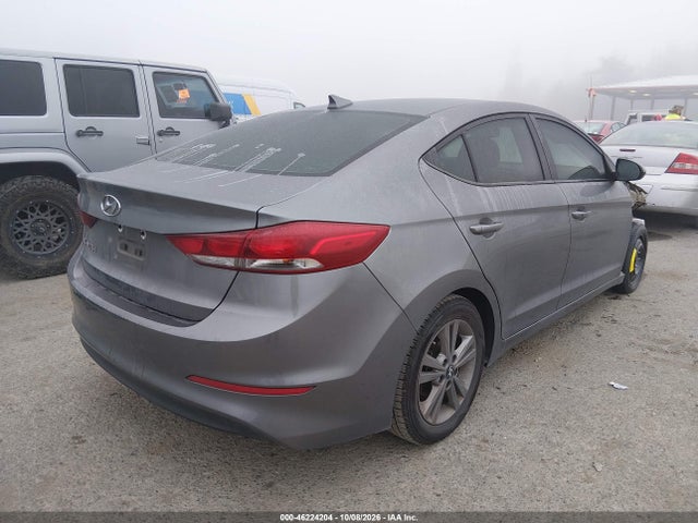 Hyundai Elantra Value Edition 2018 5NPD84LF7JH396269 Image 4