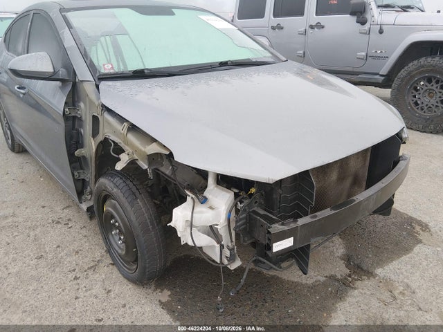 Hyundai Elantra Value Edition 2018 5NPD84LF7JH396269 Image 6
