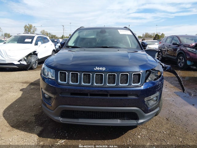 46224222 :رقم المزاد ، 3C4NJDBB1JT467506 vin ، 2018 Jeep Compass Latitude 4x4 مزاد بيع