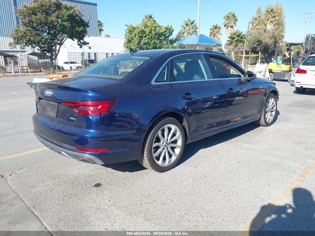 Продаж на аукціоні авто 2019 Audi A4 45 Premium, vin: WAUDNAF41KA113596, номер лоту: 46224235