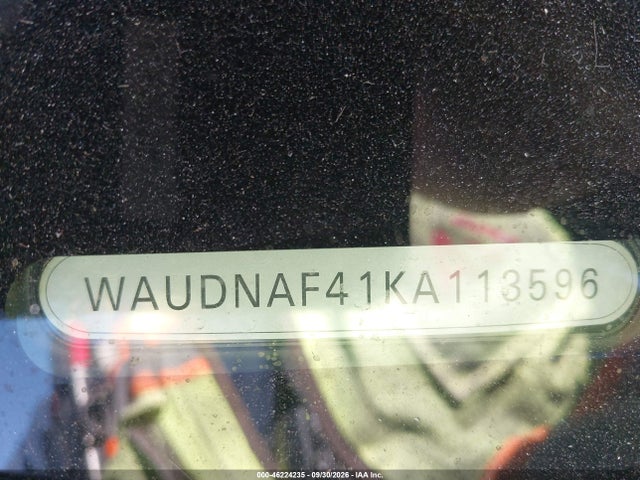 Продаж на аукціоні авто 2019 Audi A4 45 Premium, vin: WAUDNAF41KA113596, номер лоту: 46224235