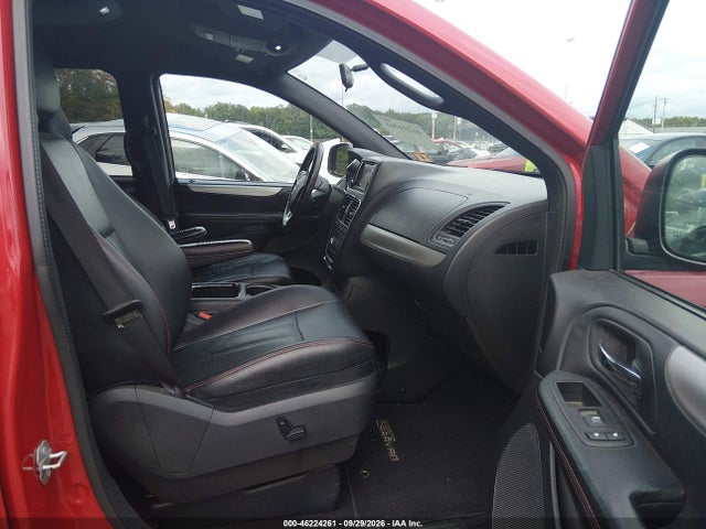 46224261 :رقم المزاد ، 2C4RDGEGXGR224676 vin ، 2016 Dodge Grand Caravan R/t مزاد بيع