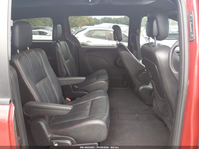 46224261 :رقم المزاد ، 2C4RDGEGXGR224676 vin ، 2016 Dodge Grand Caravan R/t مزاد بيع