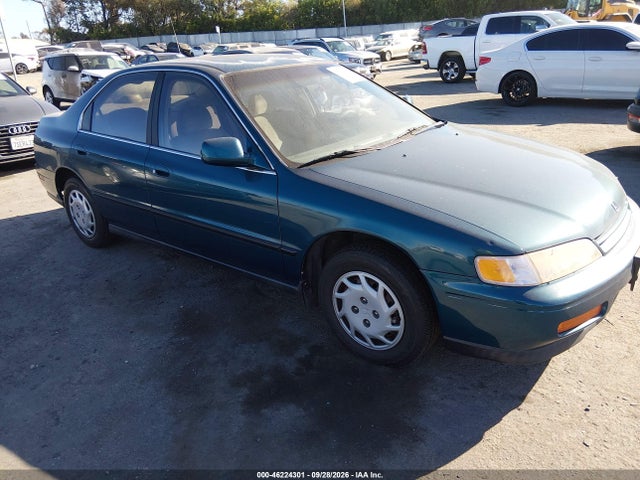 Продажа на аукционе авто 1994 Honda Accord Lx, vin: JHMCD553XRC104510, номер лота: 46224301
