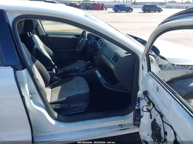 Aukcja sprzedaży 2017 Volkswagen Jetta 1.4t S, vin: 3VW2B7AJ2HM210897, numer aukcji: 46224305