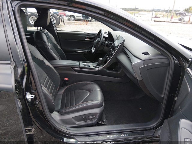 46224325 :رقم المزاد ، 4T1EZ1FB4MU067303 vin ، 2021 Toyota Avalon Xse Nightshade مزاد بيع