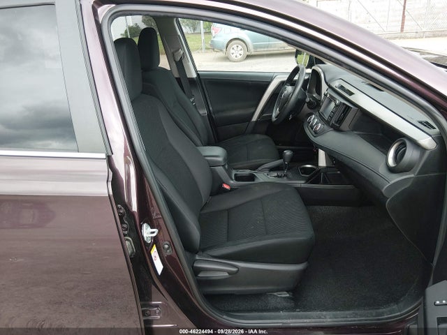 Продаж на аукціоні авто 2018 Toyota Rav4 Le, vin: 2T3BFREV0JW780627, номер лоту: 46224494