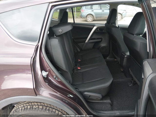 Продаж на аукціоні авто 2018 Toyota Rav4 Le, vin: 2T3BFREV0JW780627, номер лоту: 46224494