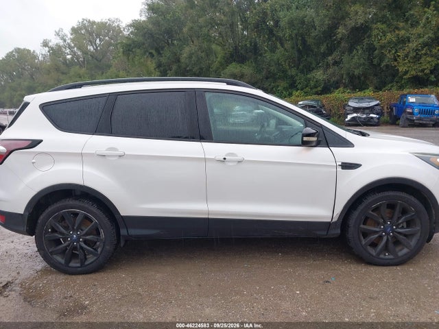 Aukcja sprzedaży 2017 Ford Escape Titanium, vin: 1FMCU9JD0HUC23100, numer aukcji: 46224583