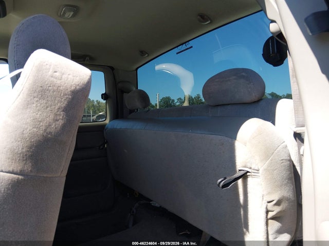 46224604 :رقم المزاد ، 2GCEC19T1Y1408331 vin ، 2000 Chevrolet Silverado 1500 Ls مزاد بيع