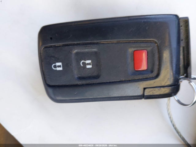 Продажа на аукционе авто 2005 Toyota Prius, vin: JTDKB20U453012160, номер лота: 46224628