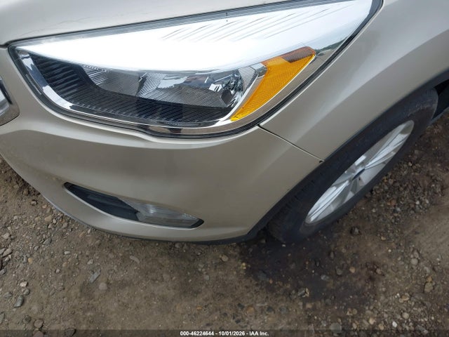 46224644 :رقم المزاد ، 1FMCU9GD1JUC99275 vin ، 2018 Ford Escape Se مزاد بيع