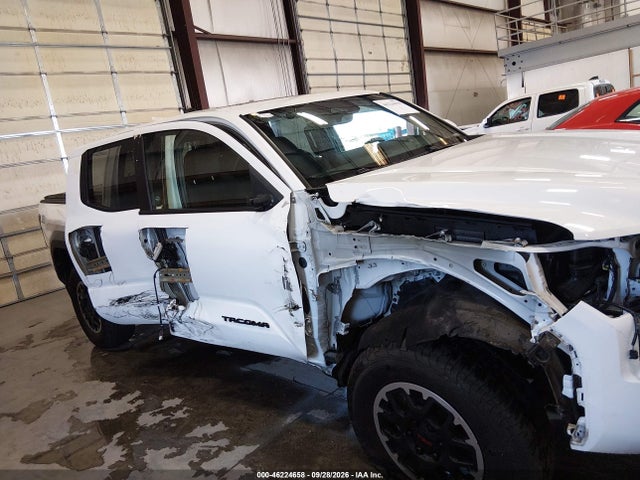 46224658 :رقم المزاد ، 3TMLB5JN4RM008935 vin ، 2024 Toyota Tacoma Trd Off Road مزاد بيع