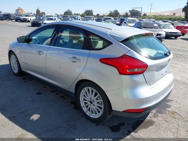 Ford FOCUS ELECTRIC 2018 1FADP3R43JL296139 Image 3
