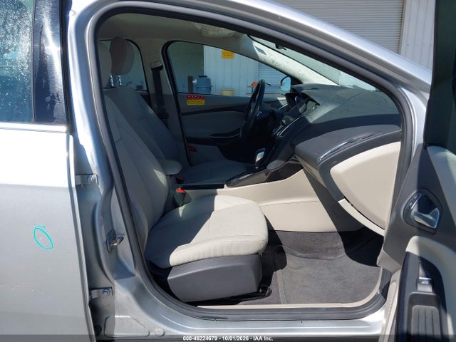 Ford FOCUS ELECTRIC 2018 1FADP3R43JL296139 Image 5