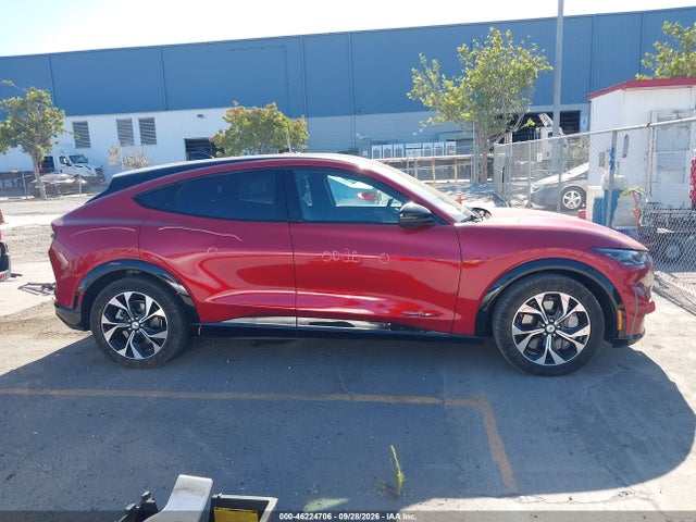 Продаж на аукціоні авто 2022 Ford Mustang Mach-e Premium, vin: 3FMTK3R75NMA30717, номер лоту: 46224706