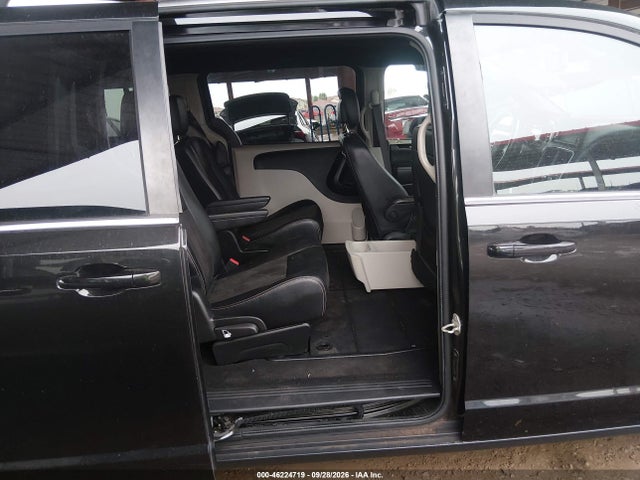 Продажа на аукционе авто 2019 Dodge Grand Caravan Sxt, vin: 2C4RDGCG2KR758542, номер лота: 46224719