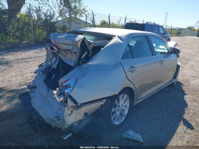 46224734 :رقم المزاد ، 4T4BF1FK3ER362573 vin ، 2014 Toyota Camry Xle مزاد بيع
