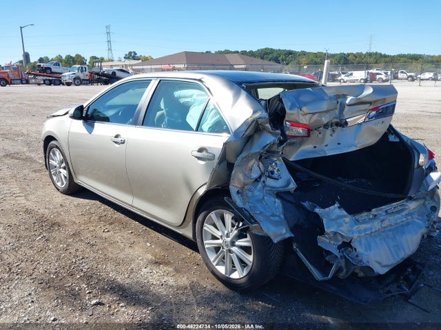 46224734 :رقم المزاد ، 4T4BF1FK3ER362573 vin ، 2014 Toyota Camry Xle مزاد بيع